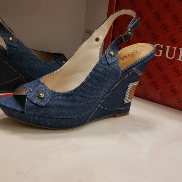 GUESS shoes - Picture 3 of 8